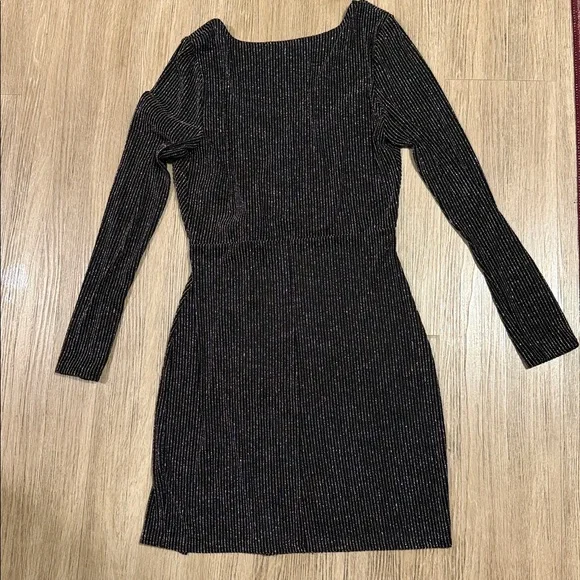 Mi Ami Black Metallic Thread Wrap-Front Long Sleeve Dress L - Picture 5 of 5
